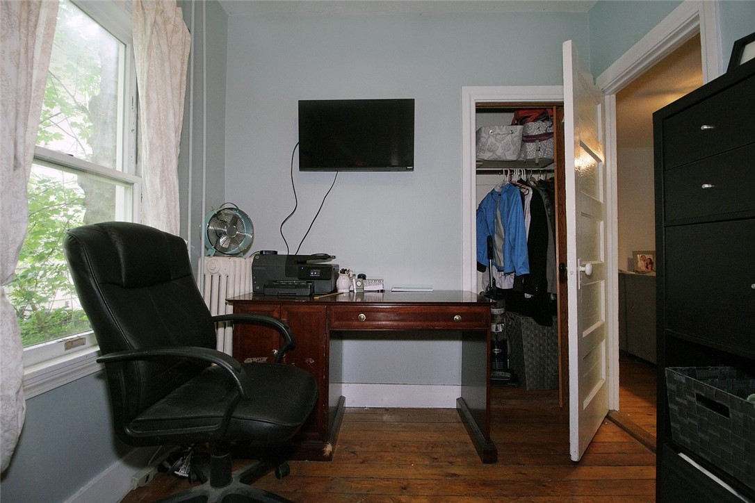 11 Prescott Hall Road 1