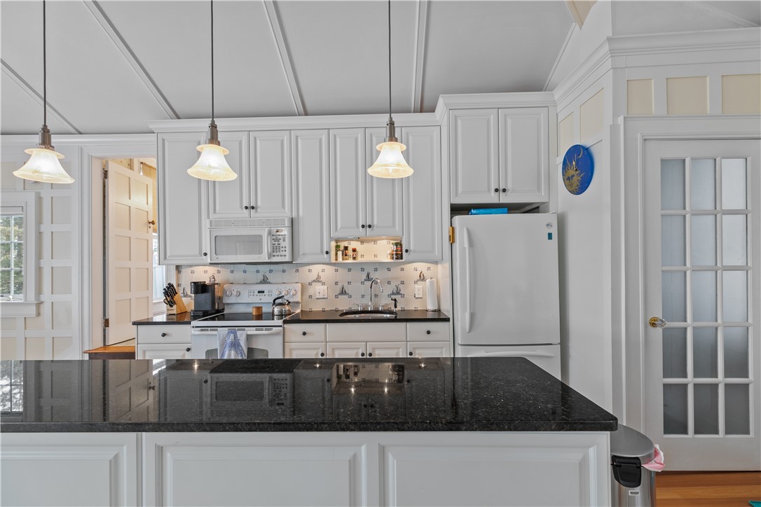 44 Bliss Mine Road 4