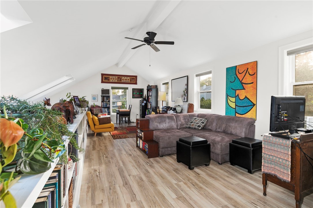 6 Buena Vista Avenue