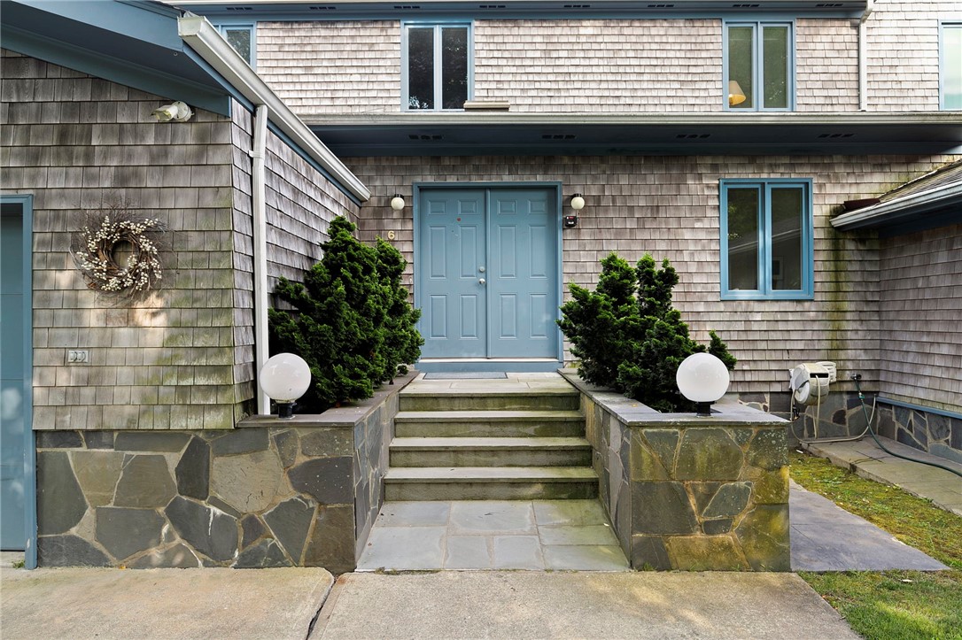 6 Buena Vista Avenue