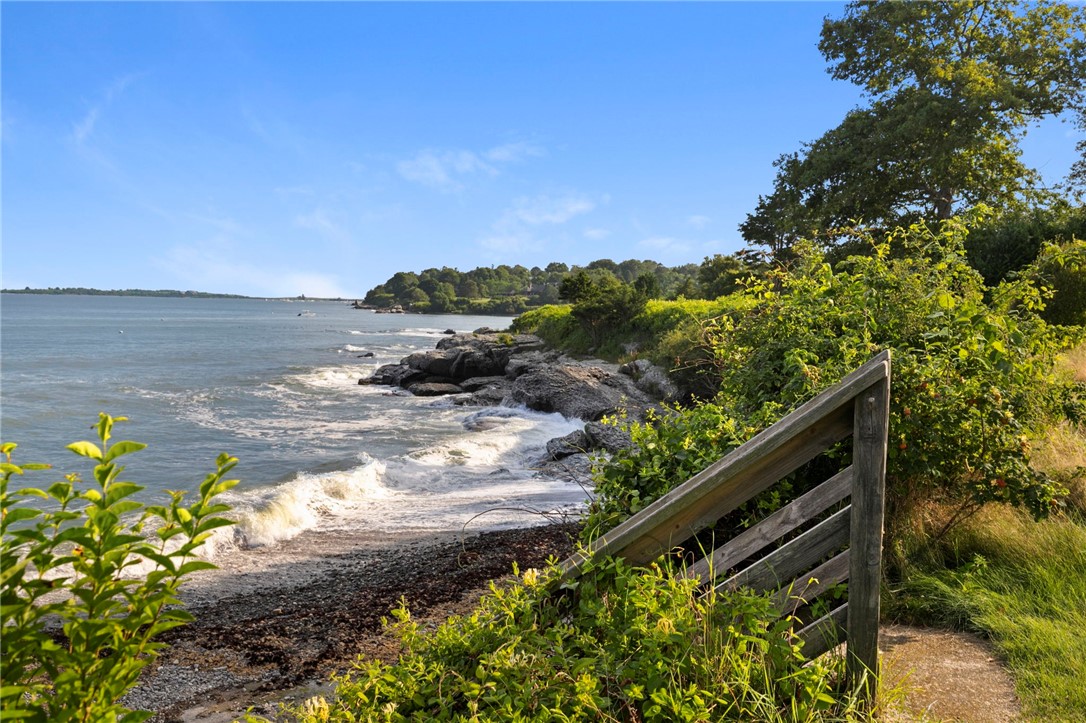 6 Buena Vista Avenue