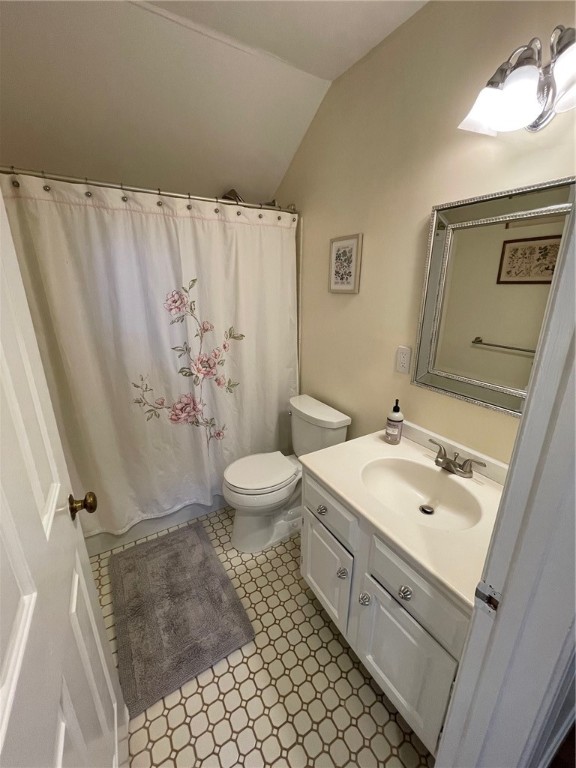 97 Narragansett Avenue C2