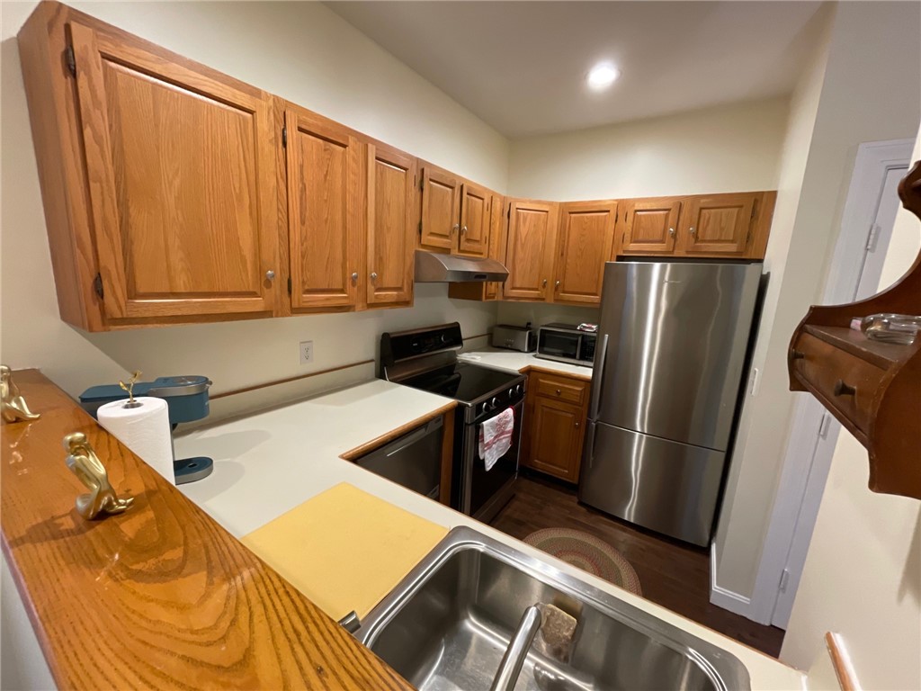 97 Narragansett Avenue C2