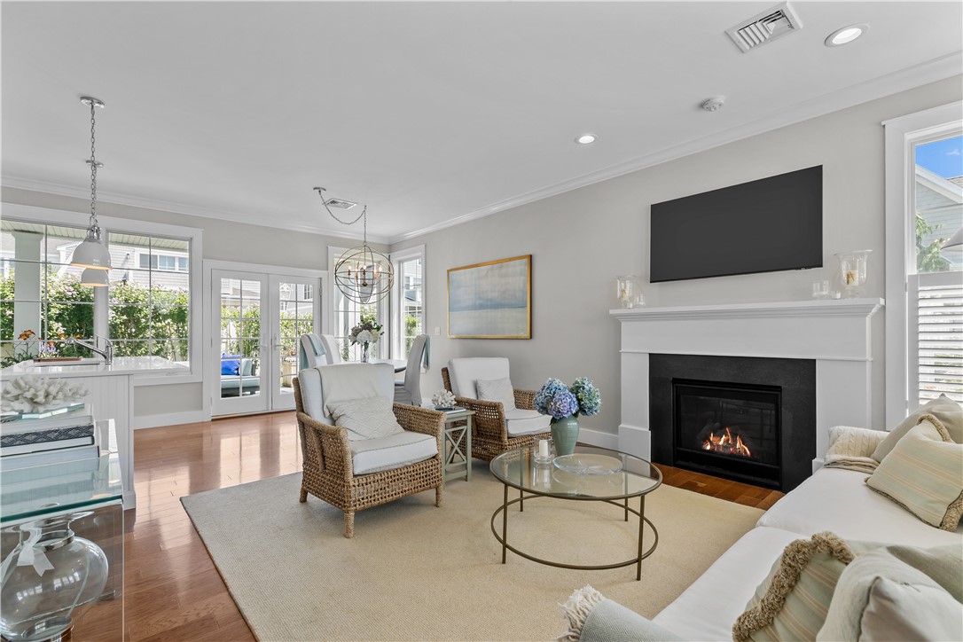 165 Newport Harbor Drive