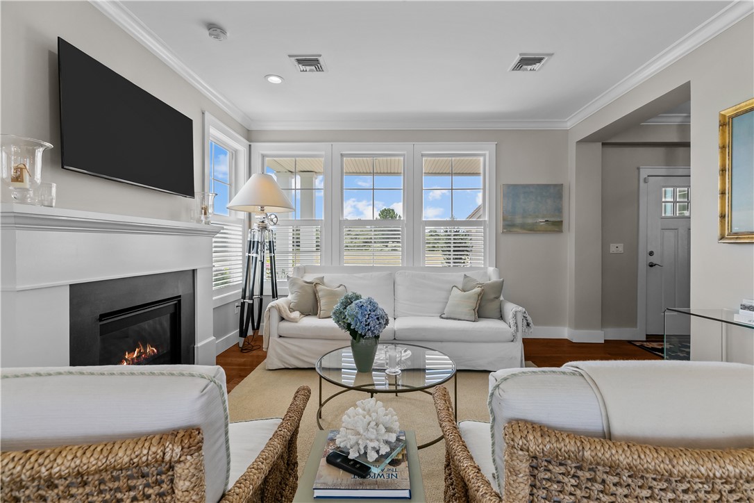 165 Newport Harbor Drive