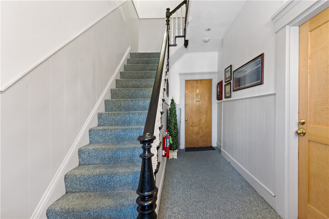 32 School Street 4