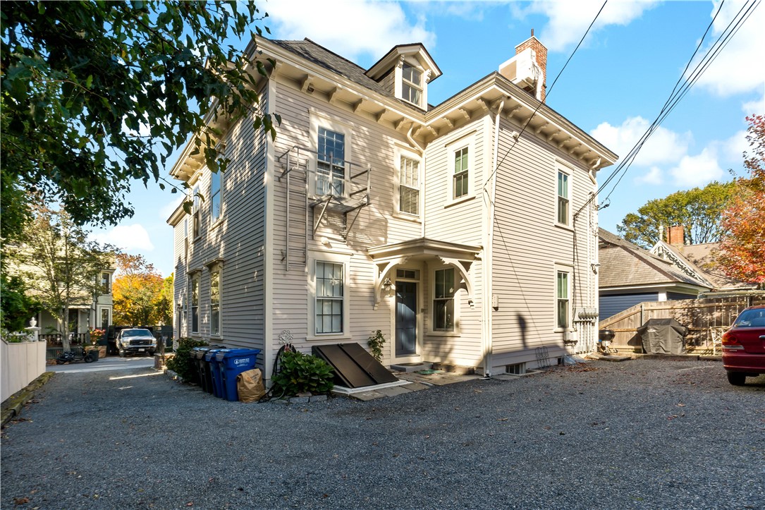 32 School Street 4