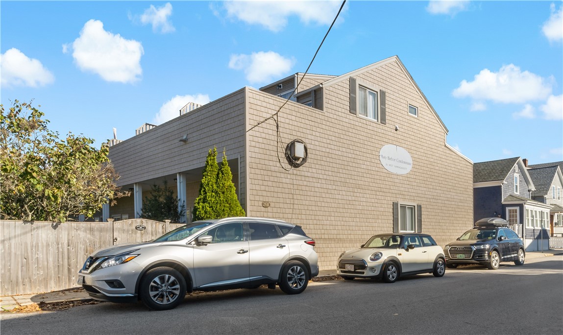 26 West Narragansett Avenue 6