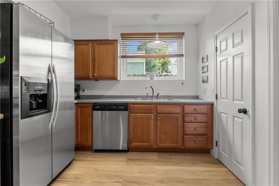 26 West Narragansett Avenue 6