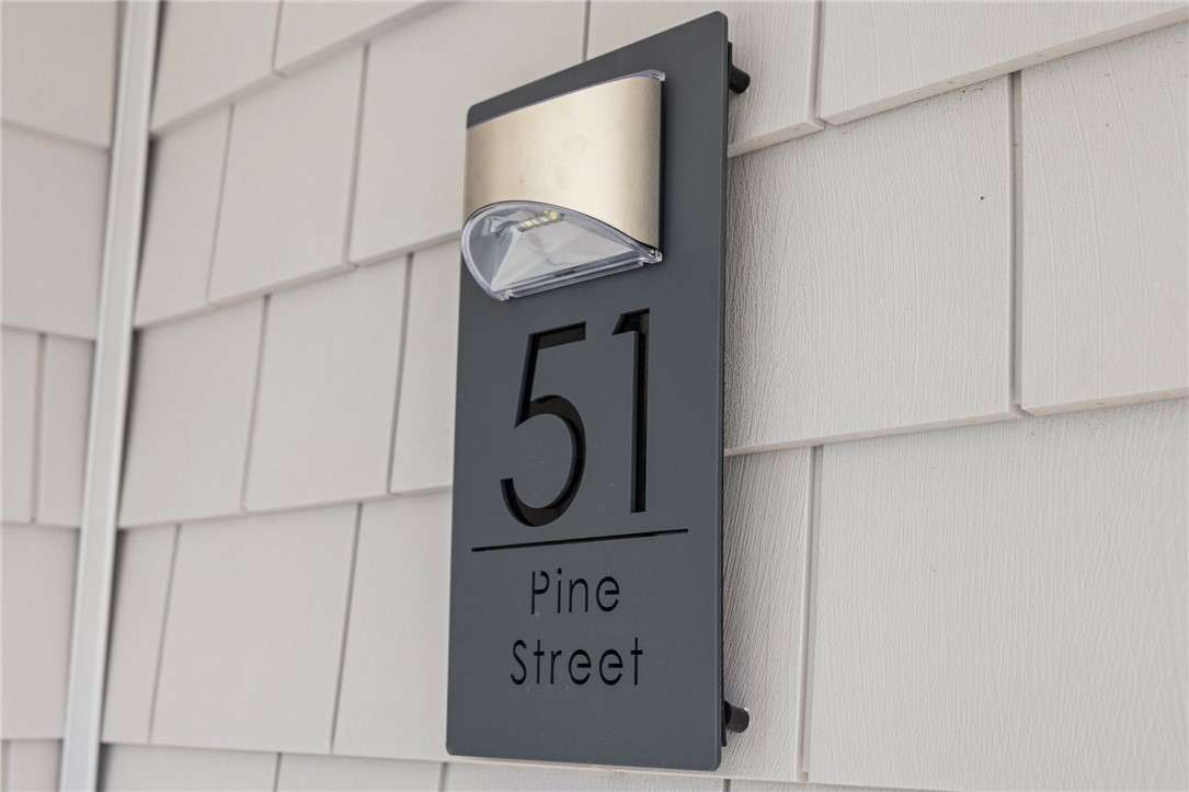 51 Pine Street