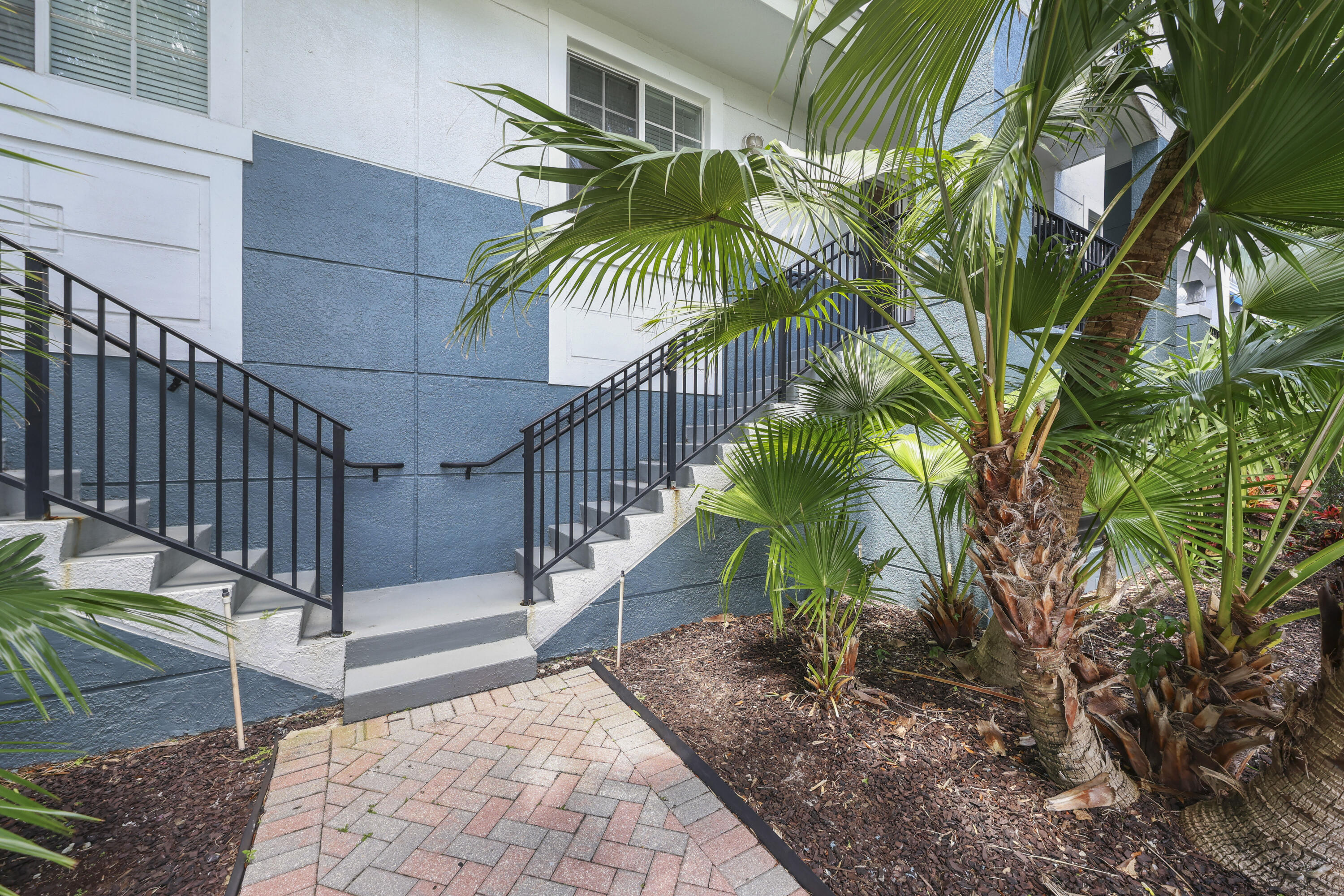 250 NE 3rd Avenue 1208