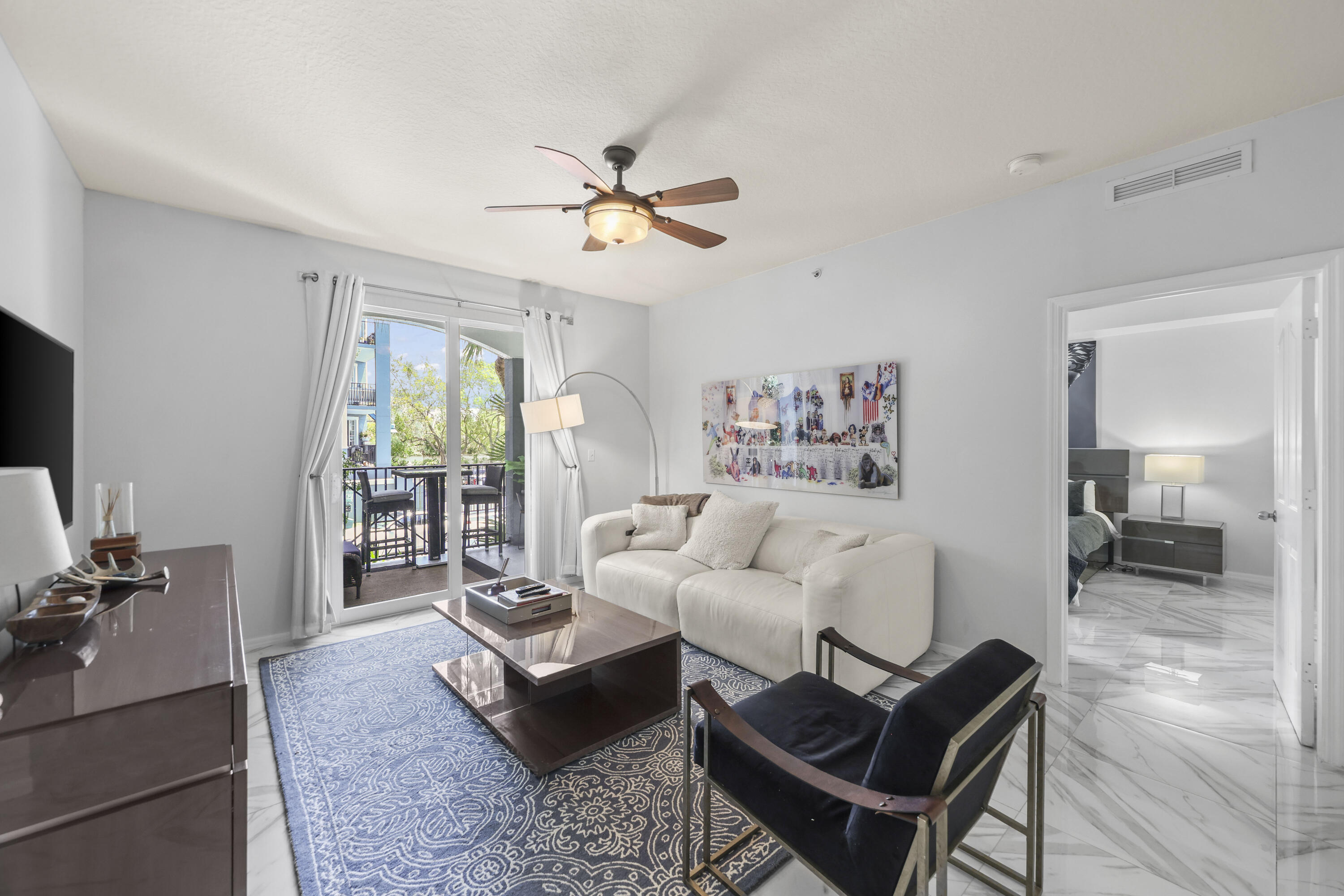 250 NE 3rd Avenue 1208