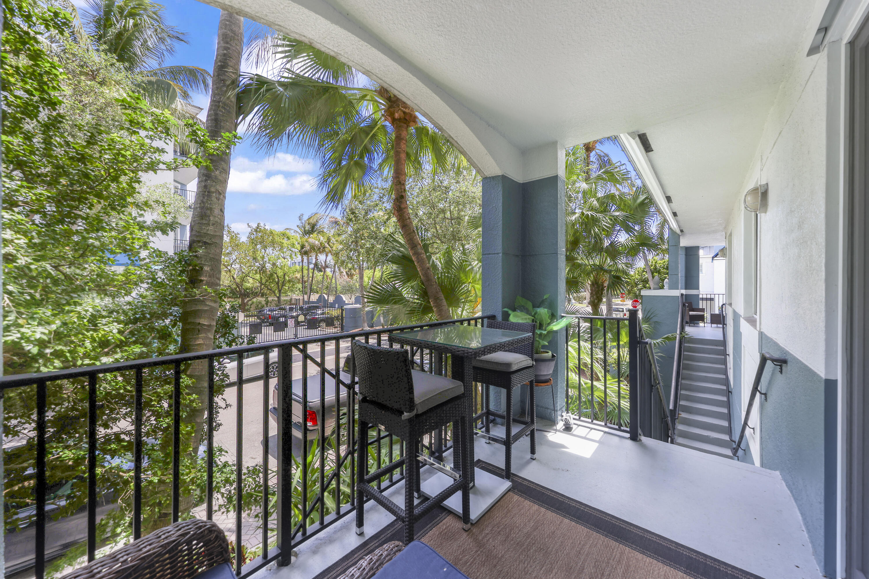 250 NE 3rd Avenue 1208