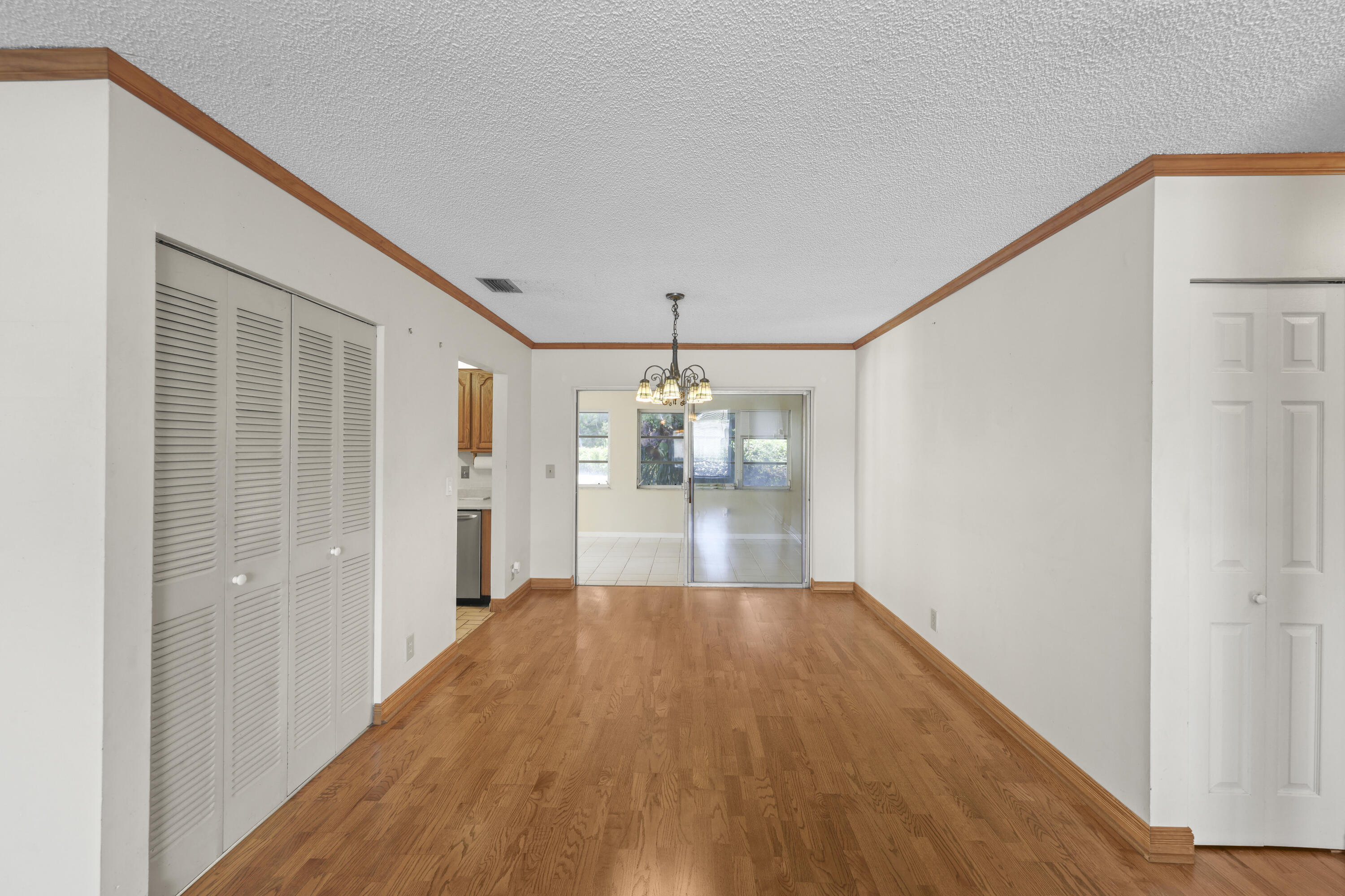 1720 SW 10th Street