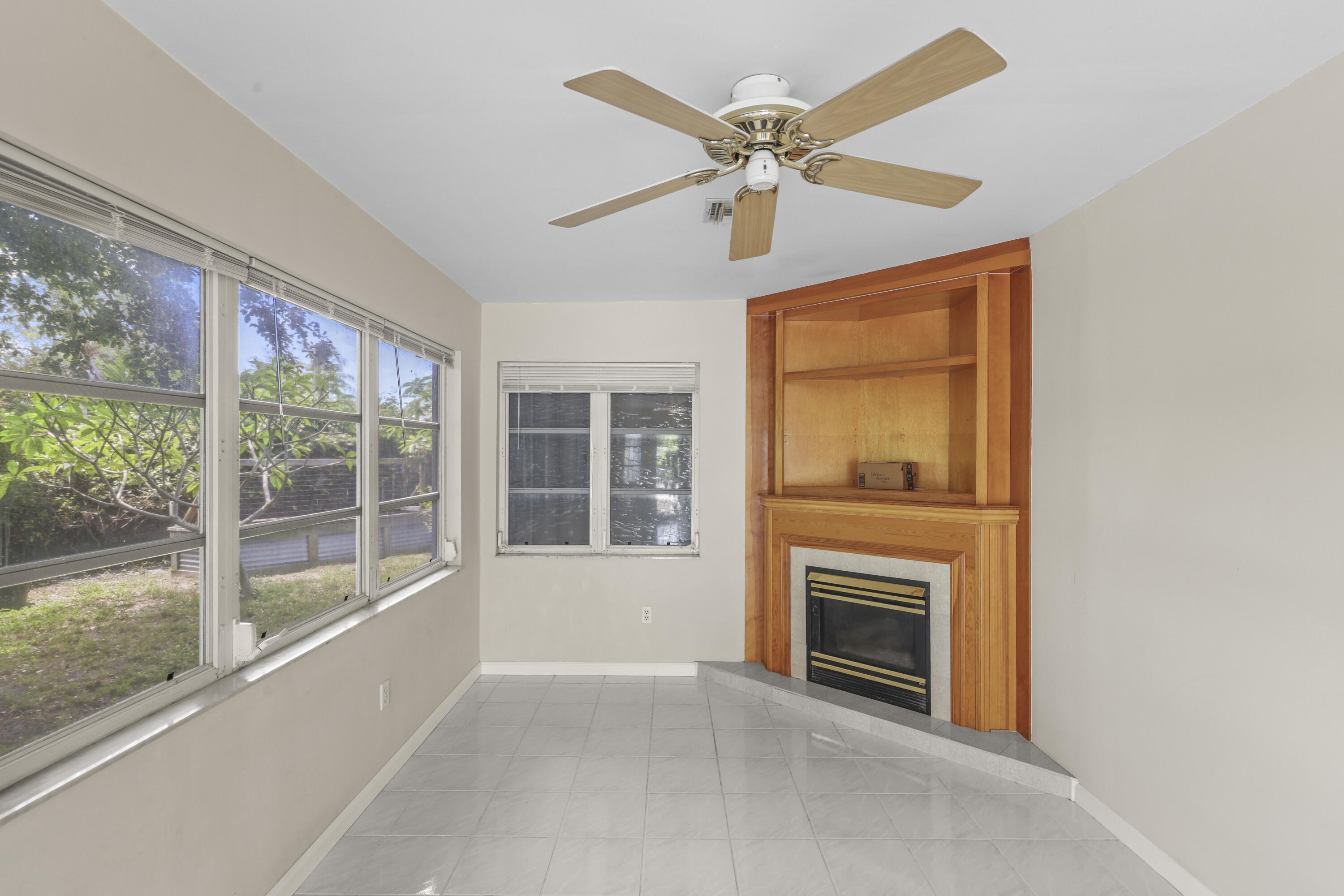 1720 SW 10th Street