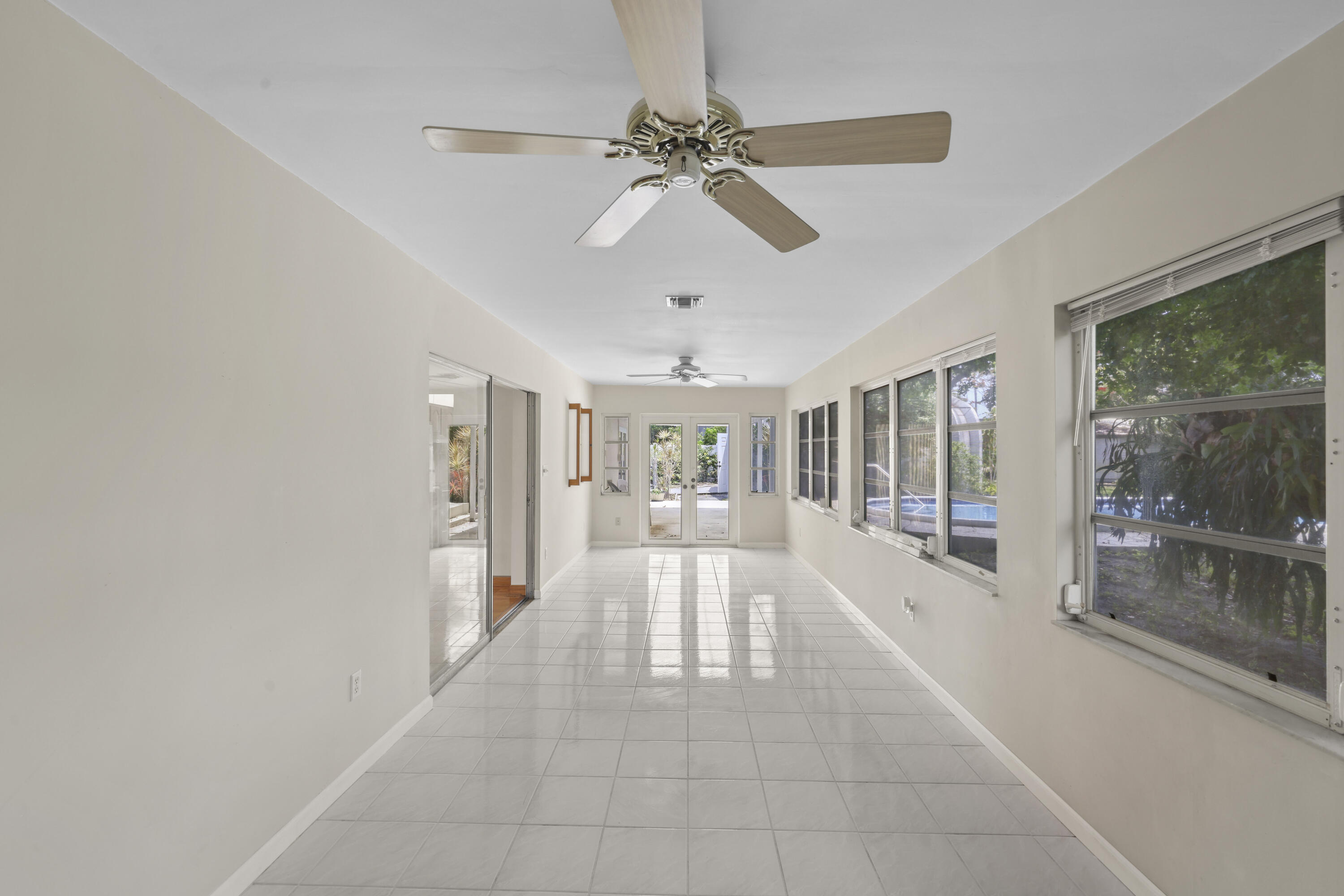 1720 SW 10th Street