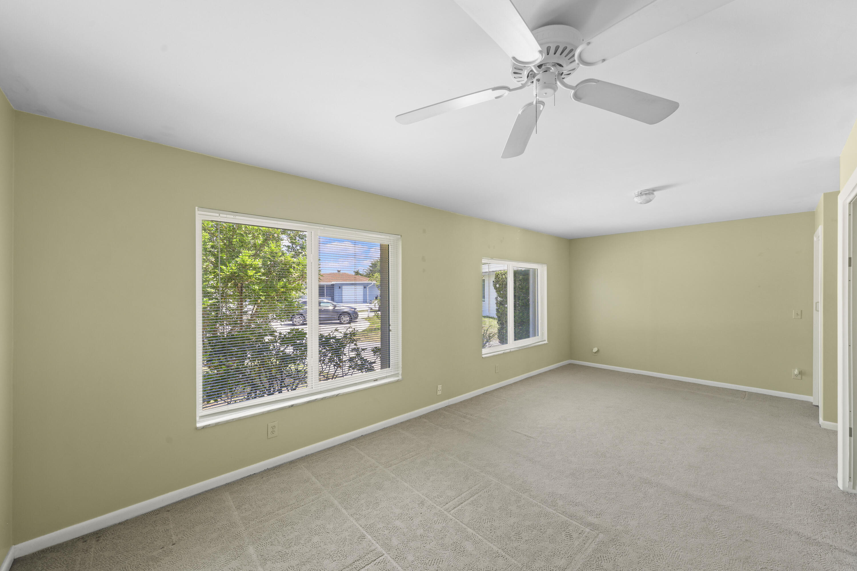 1720 SW 10th Street