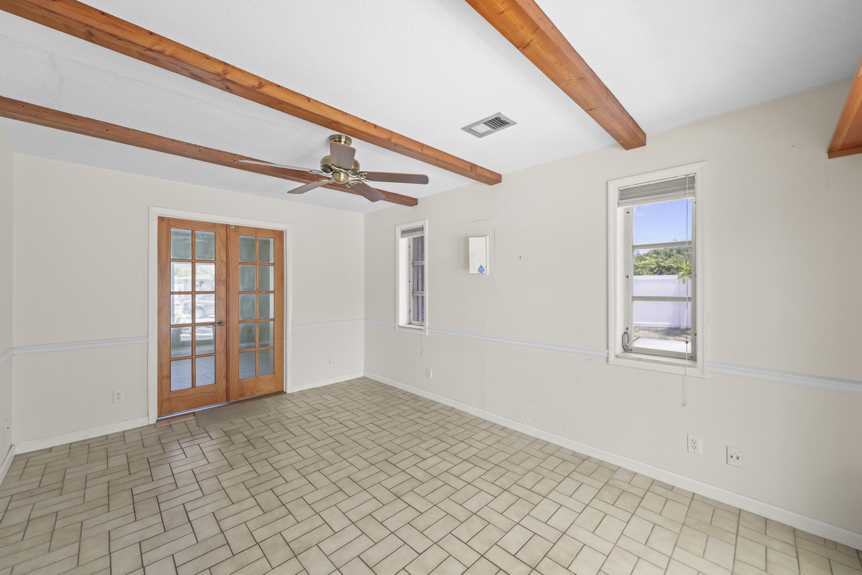 1720 SW 10th Street