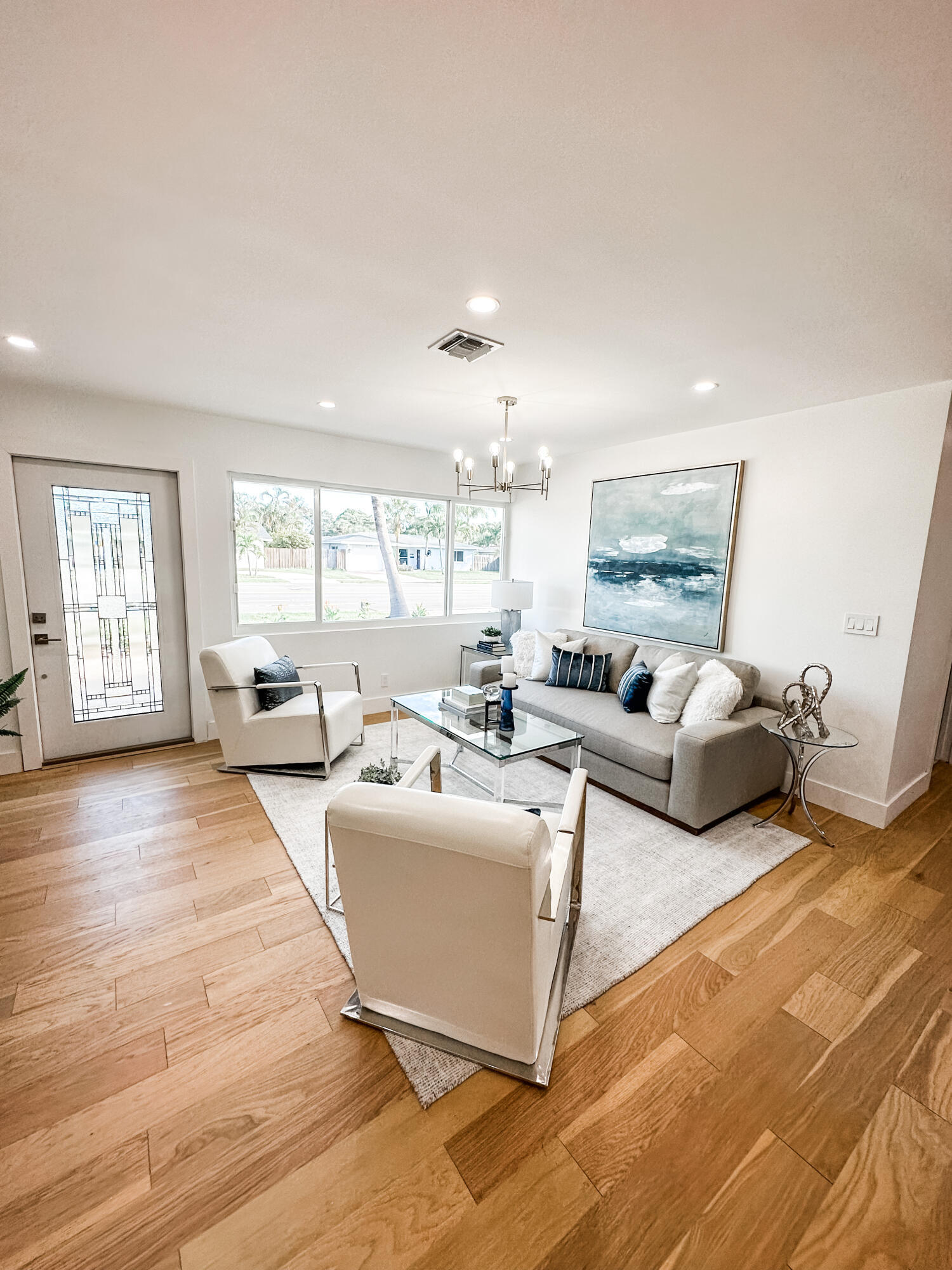1188 W Camino