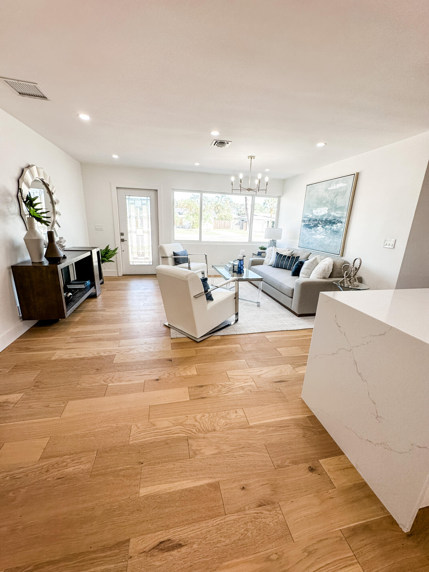 1188 W Camino