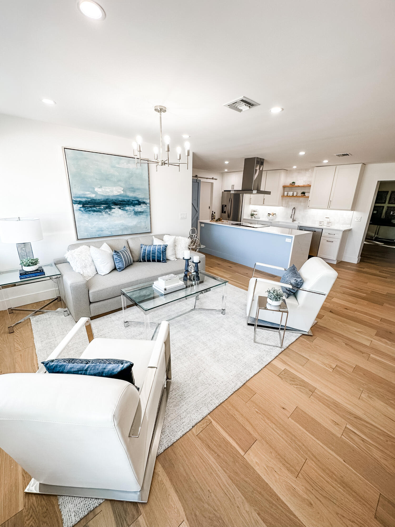 1188 W Camino