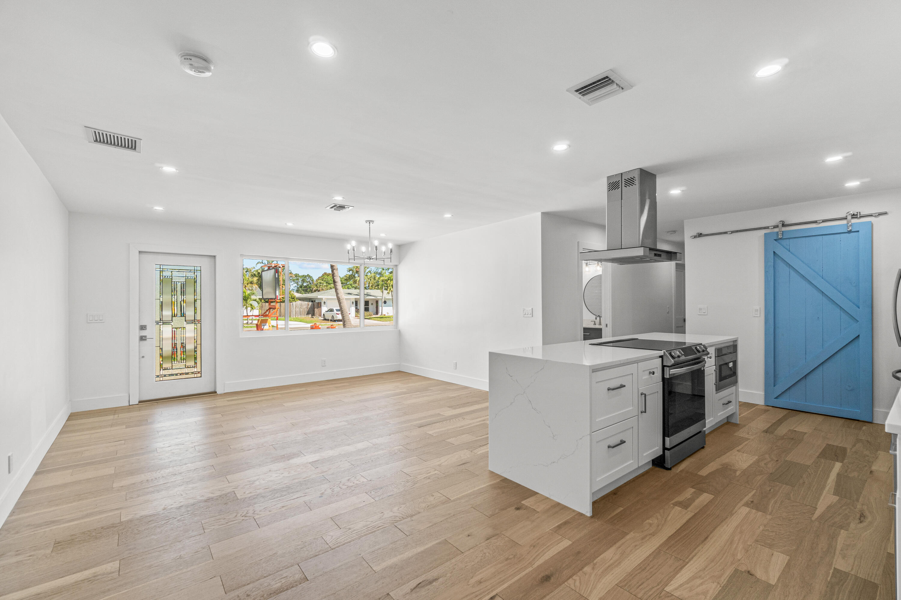 1188 W Camino