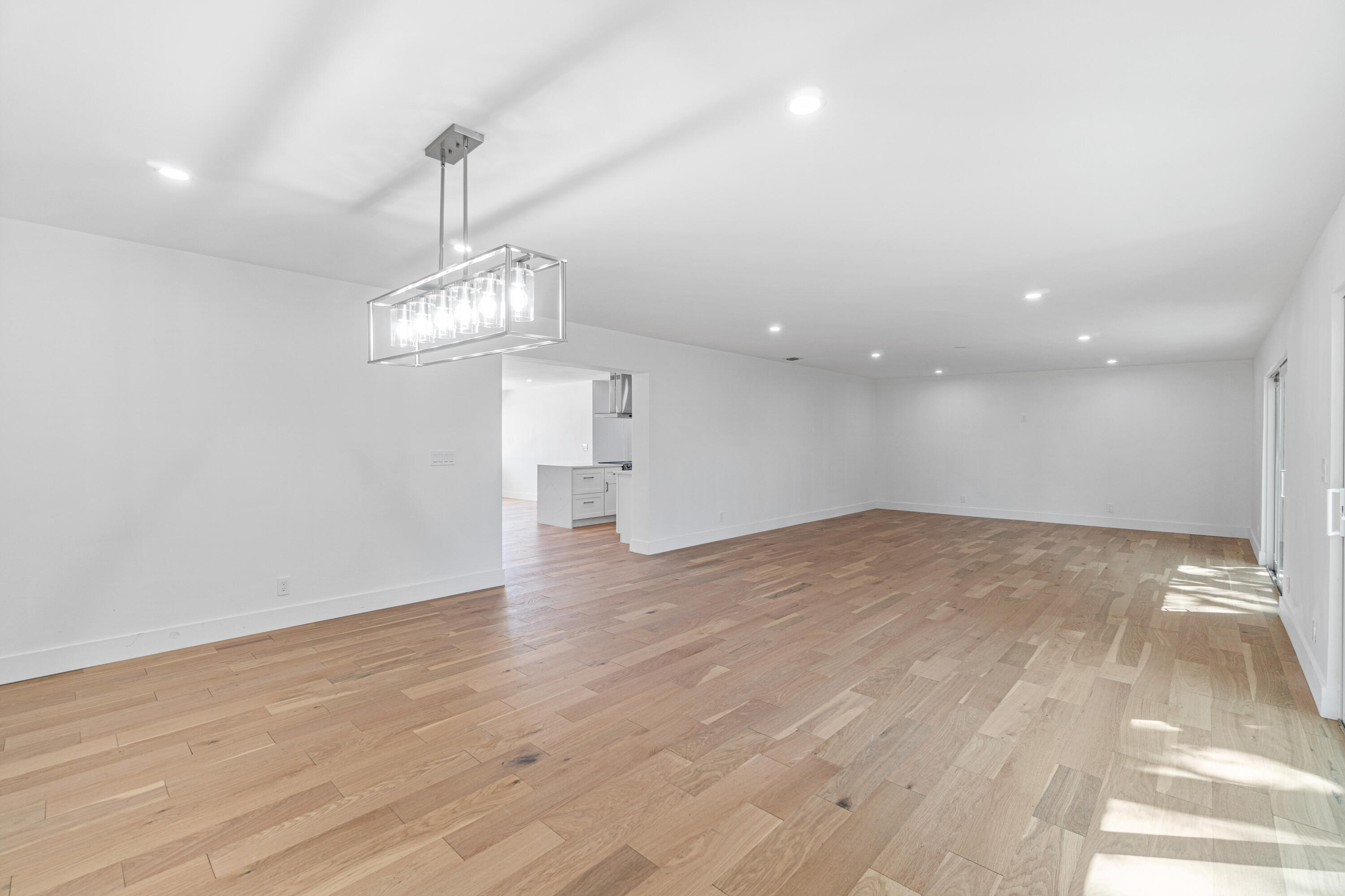 1188 W Camino