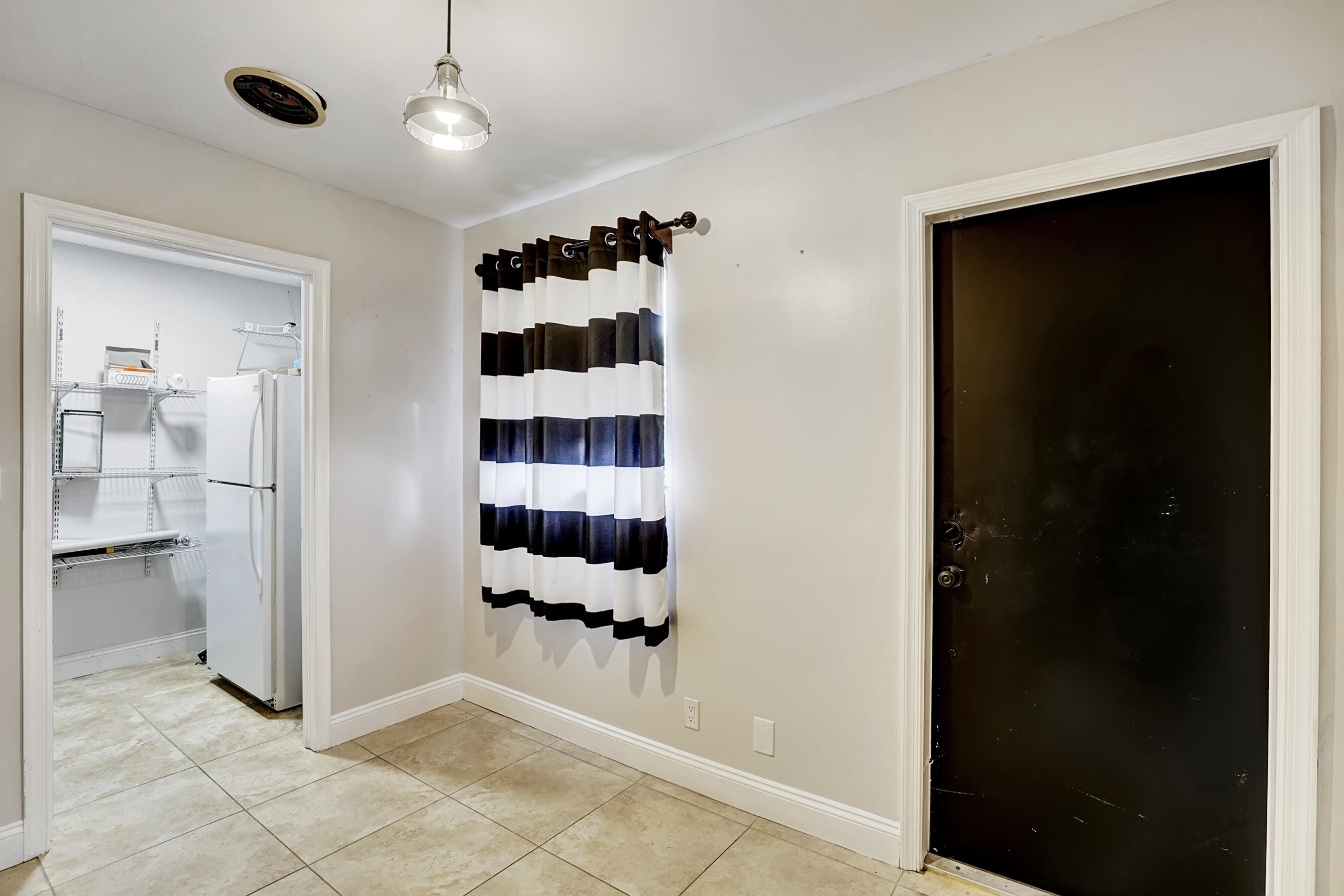 777 SW 7th Street