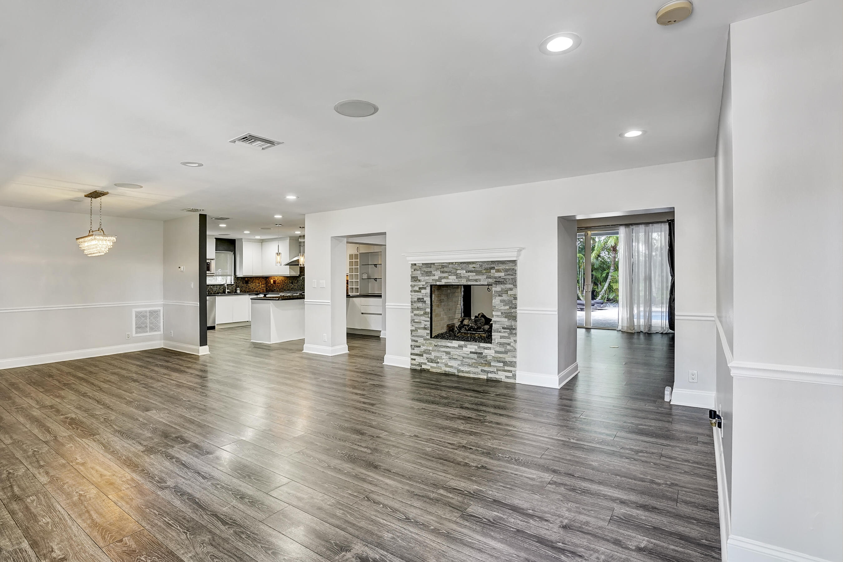 777 SW 7th Street