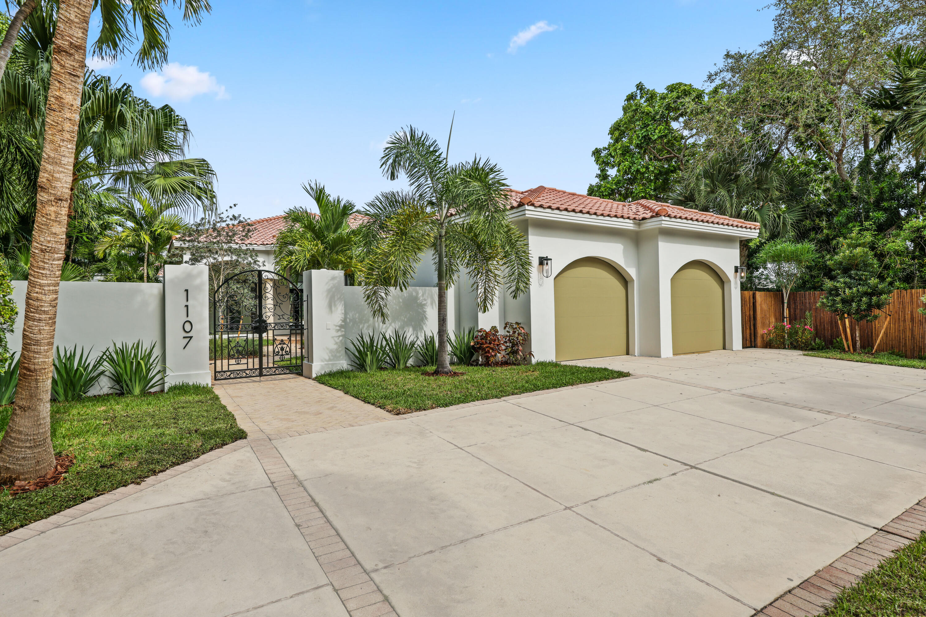 1107 Periwinkle Lane