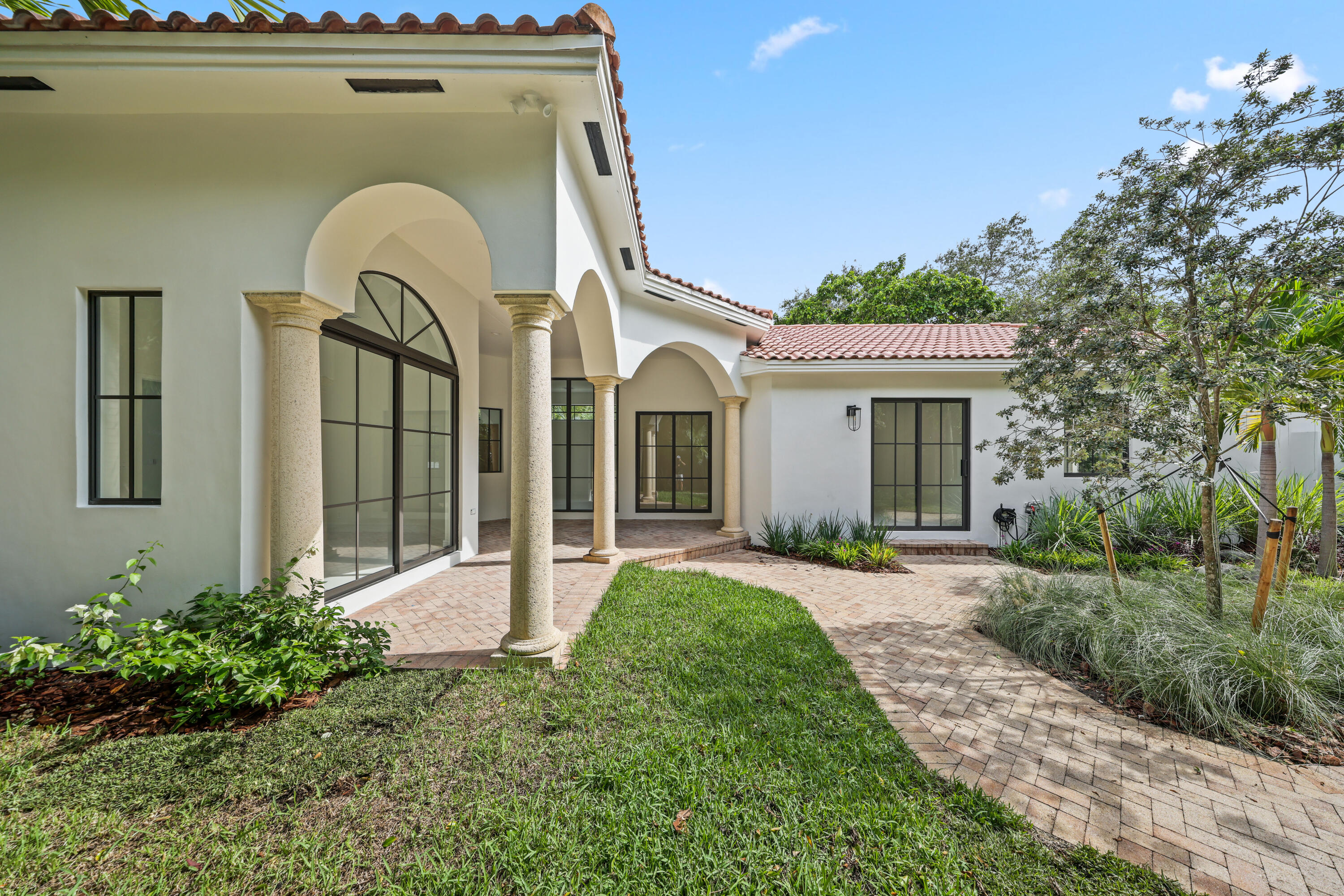 1107 Periwinkle Lane