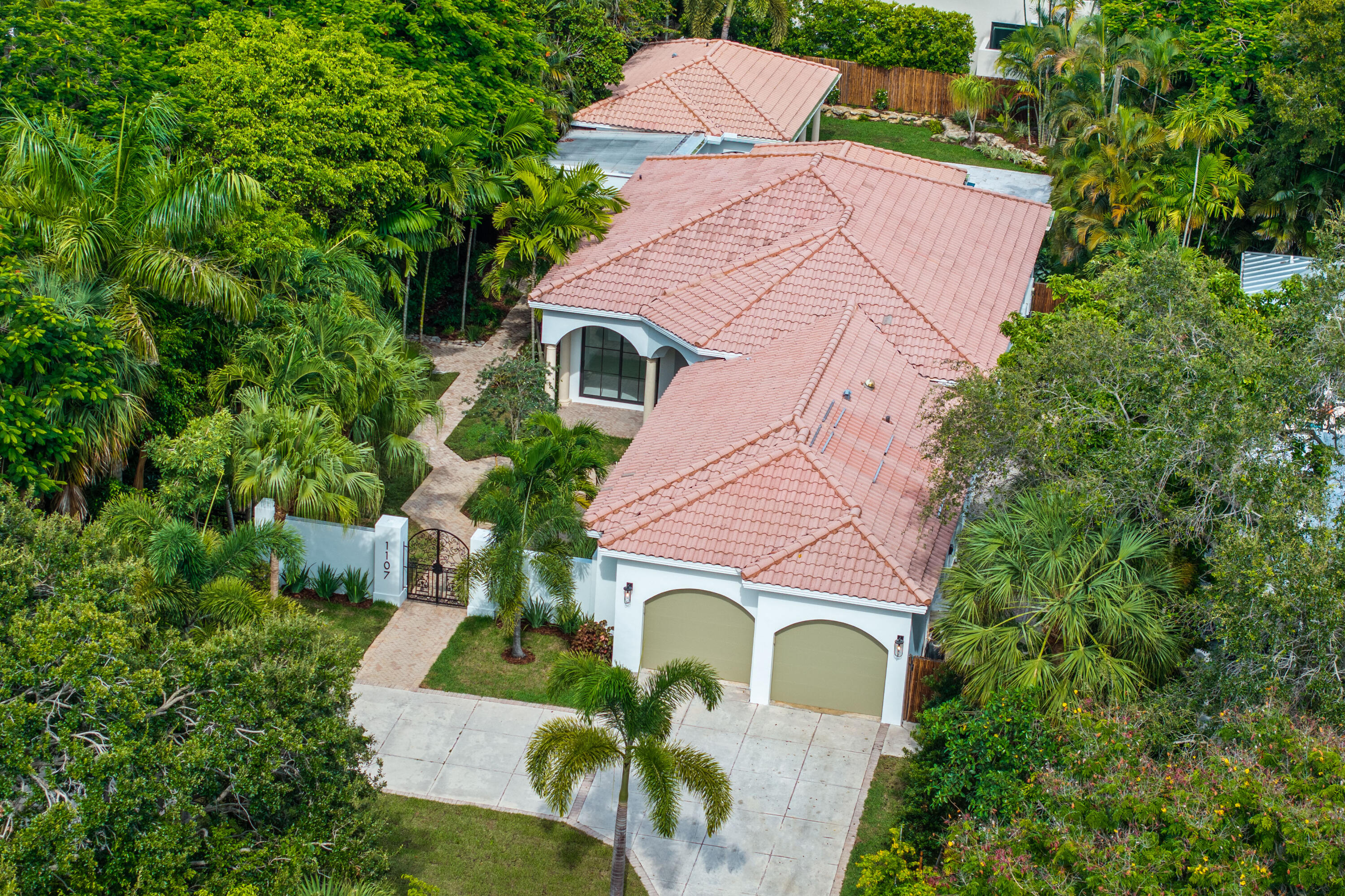 1107 Periwinkle Lane