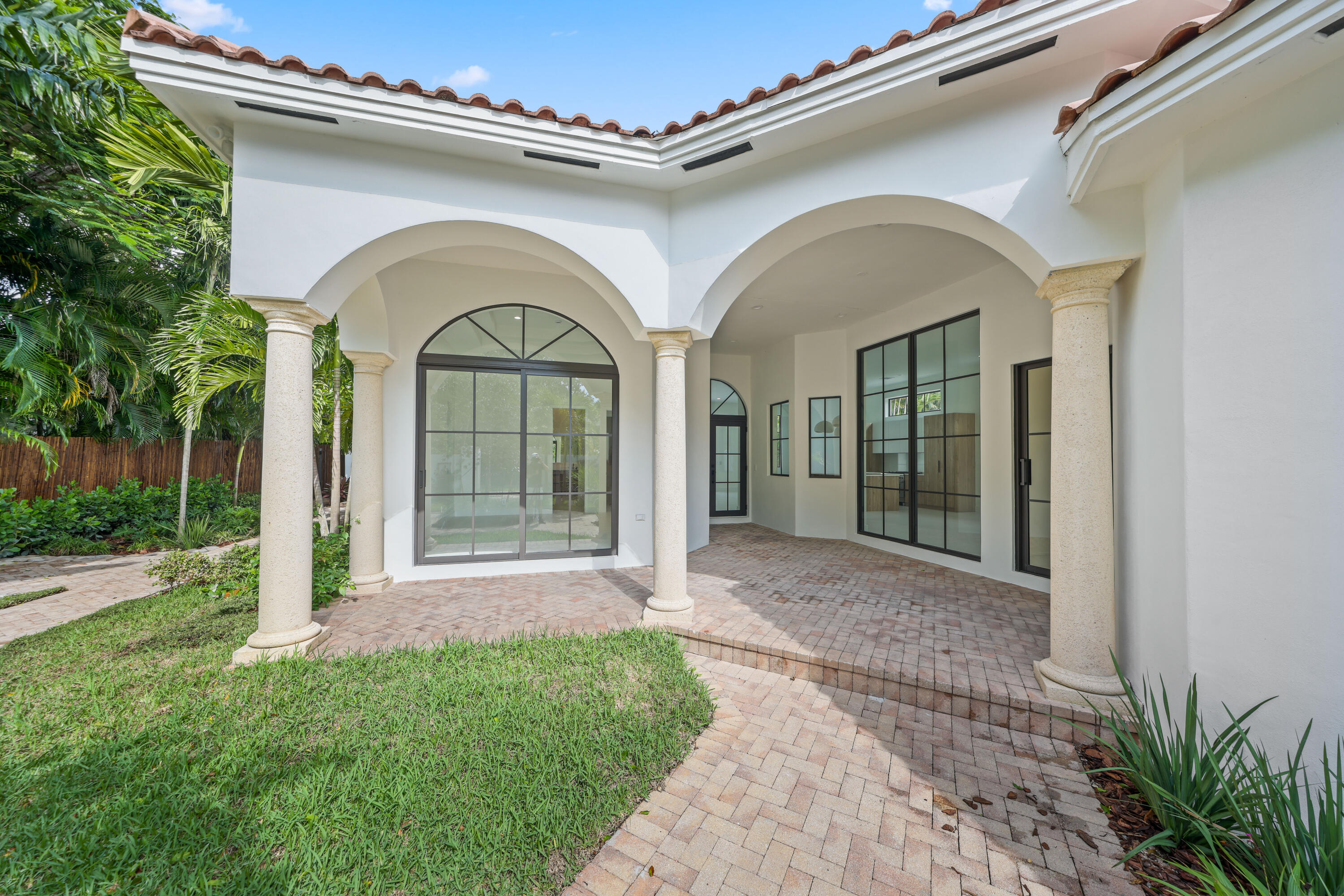 1107 Periwinkle Lane
