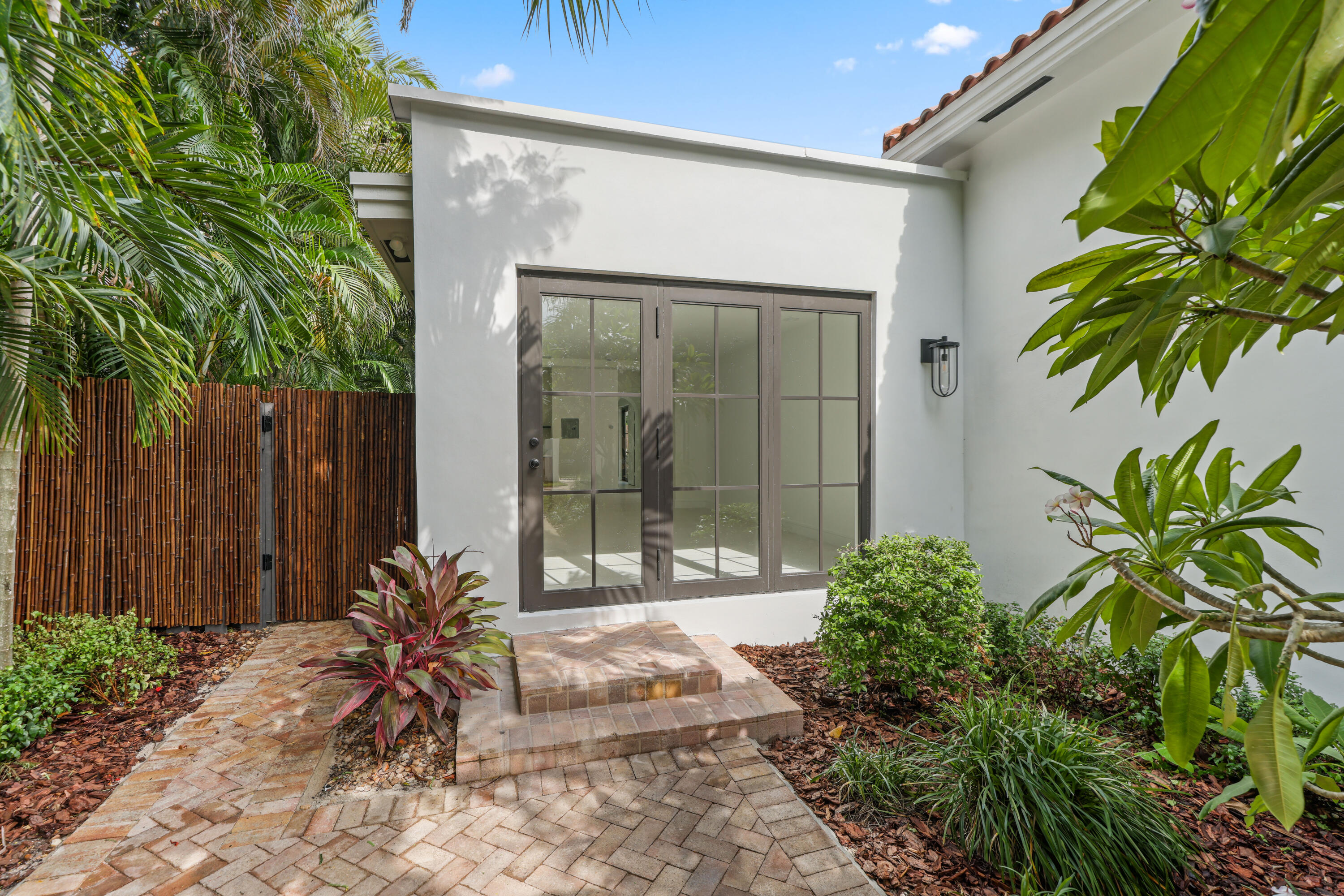 1107 Periwinkle Lane