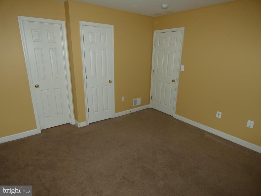 1308 SAUNDERS DRIVE