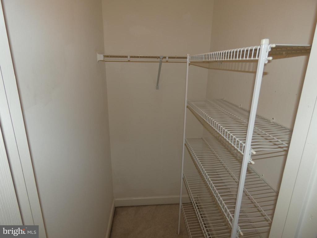 1308 SAUNDERS DRIVE