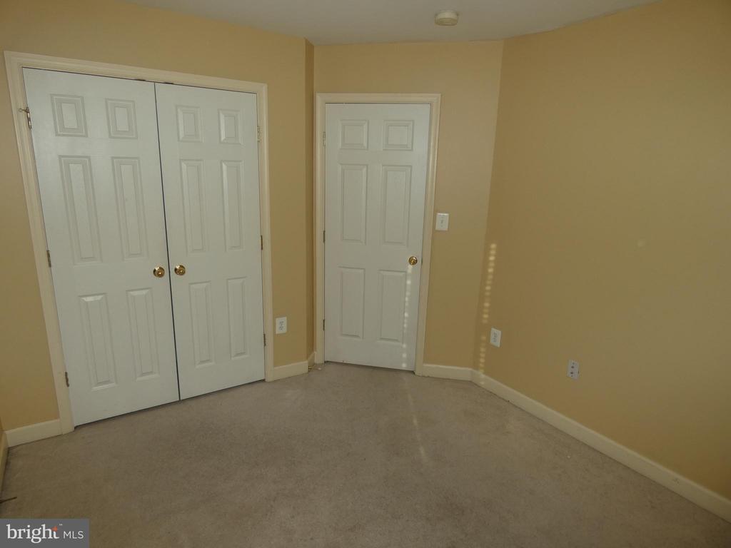 1308 SAUNDERS DRIVE