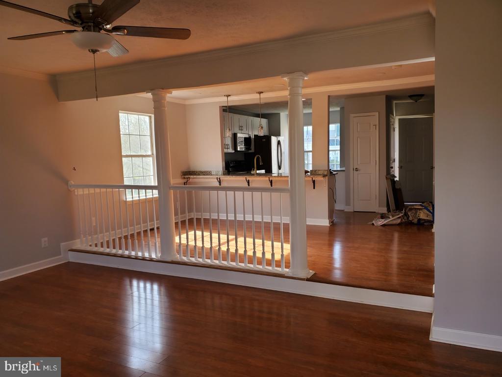 211 STERLING COURT