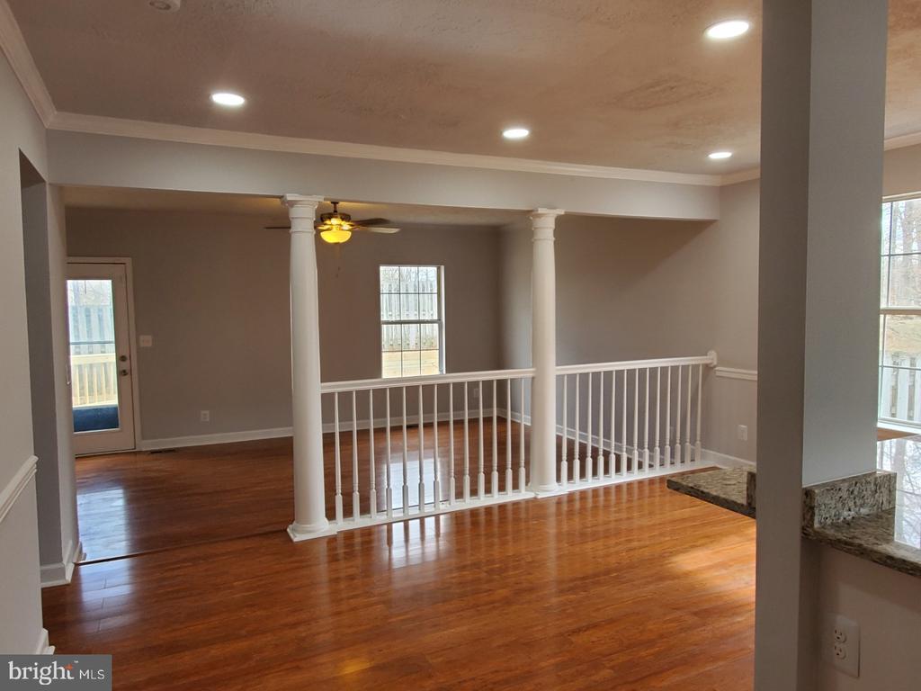 211 STERLING COURT