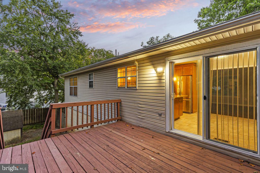 41 MEADOWOOD DRIVE