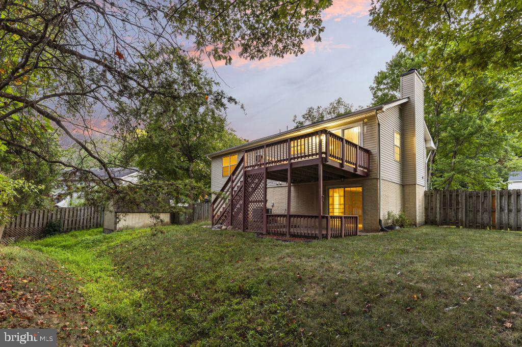 41 MEADOWOOD DRIVE
