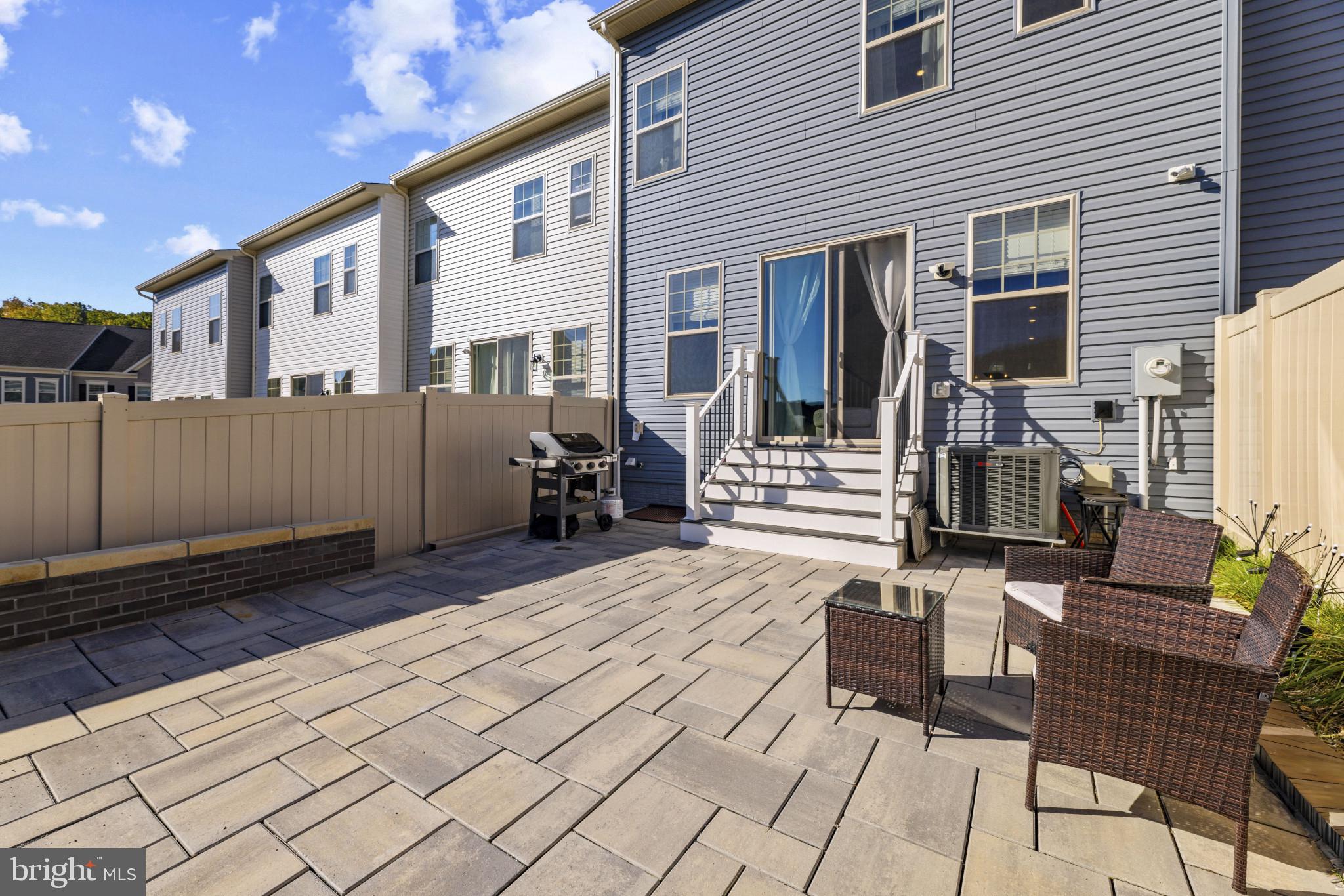 165 SHADED VALLEY COURT