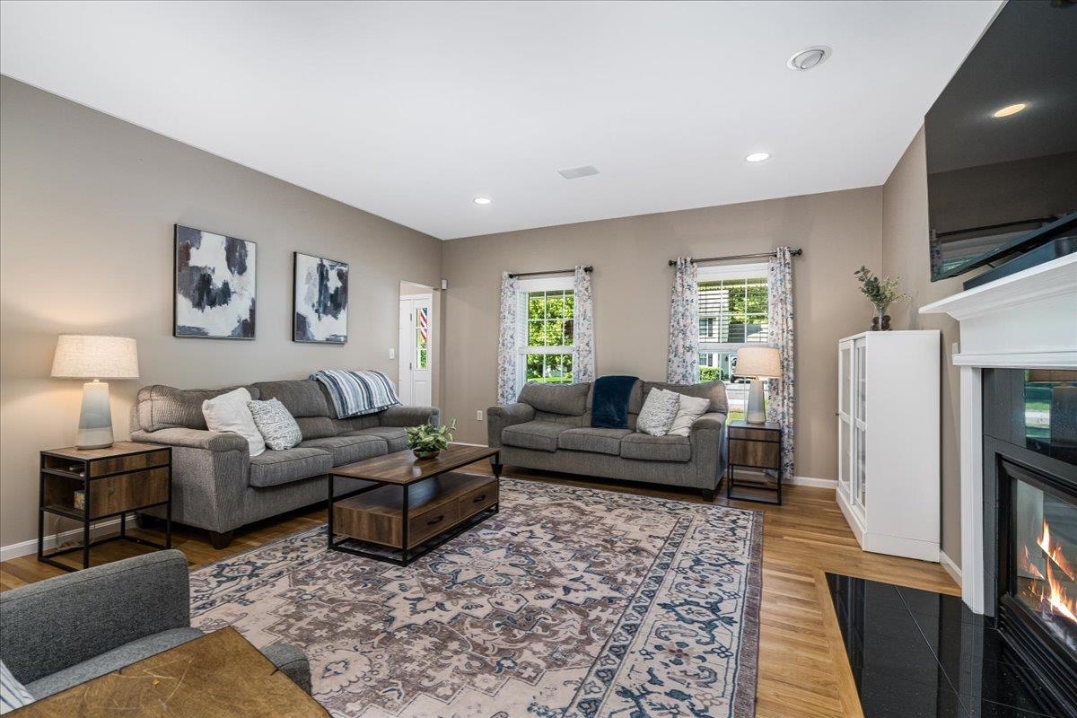 8 Jessica Drive