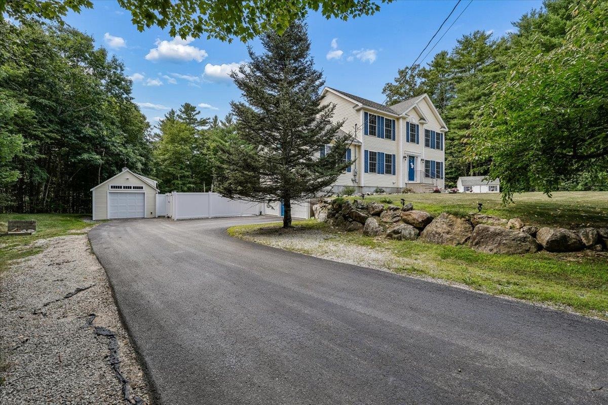 110 Middle Road