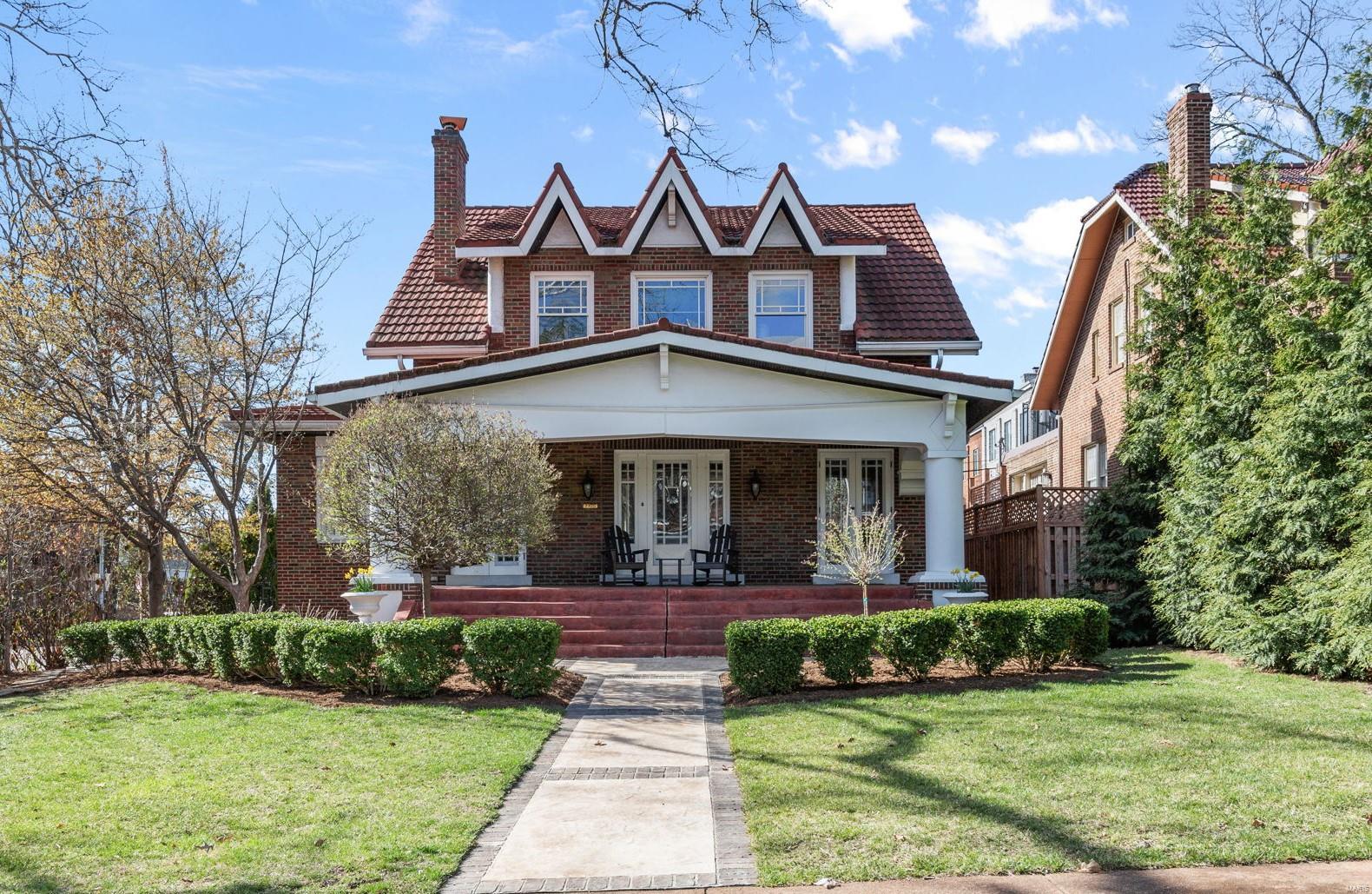 7700 Country Club Court