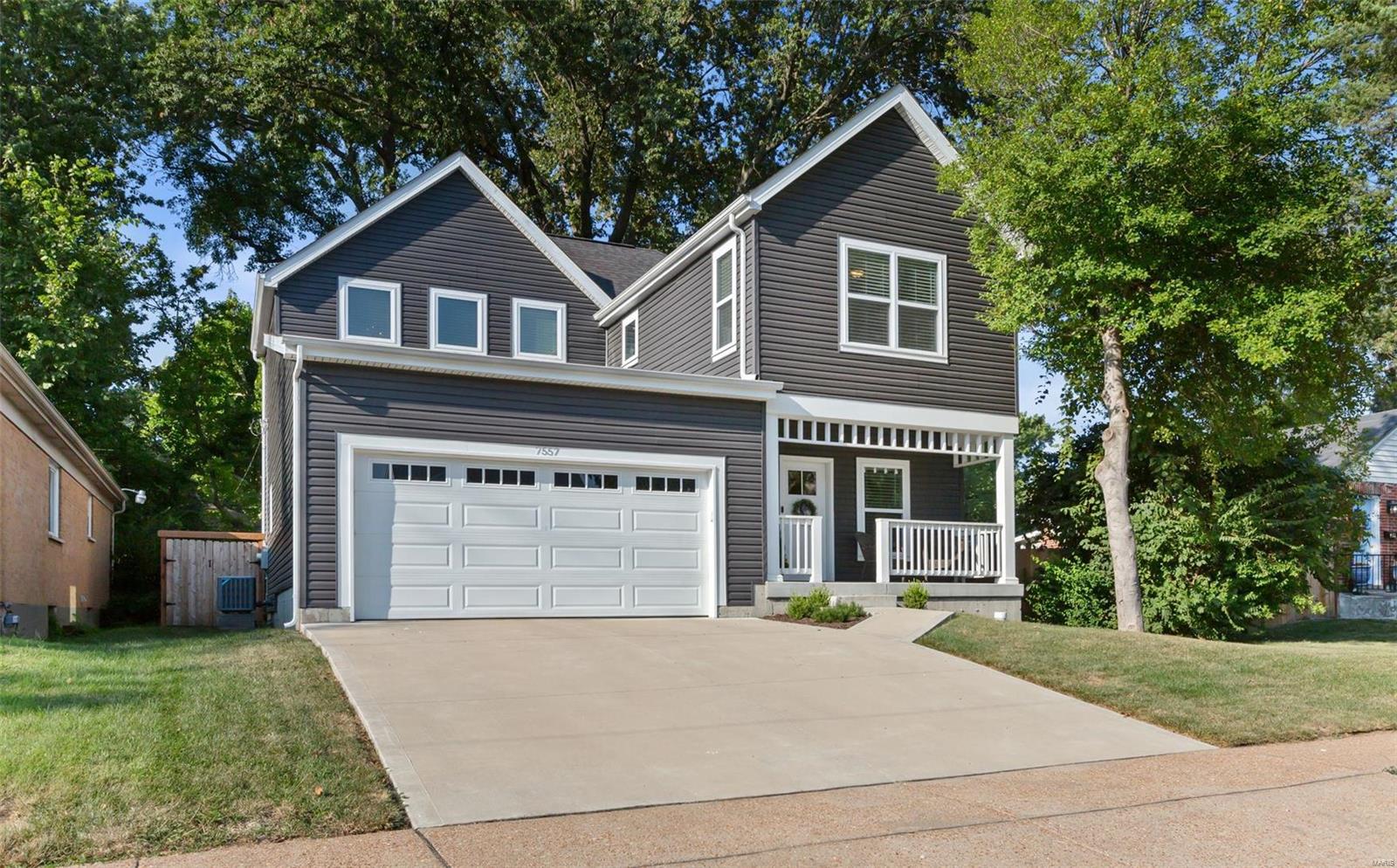 7557 Shaftesbury Avenue