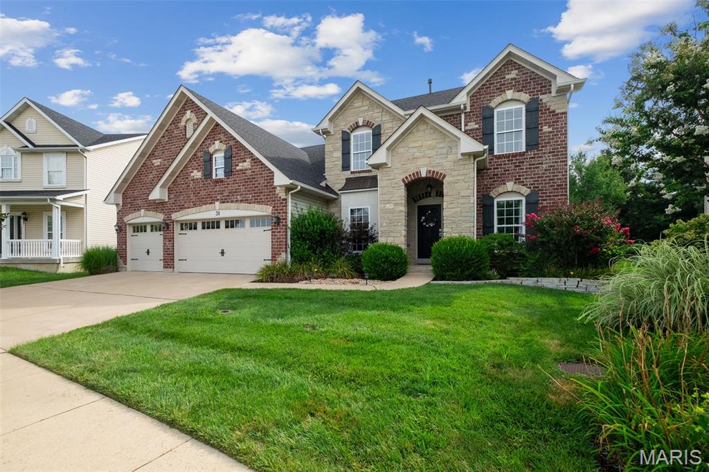 38 Heritage Pointe Circle