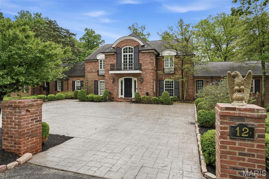 12 Glenview Road
