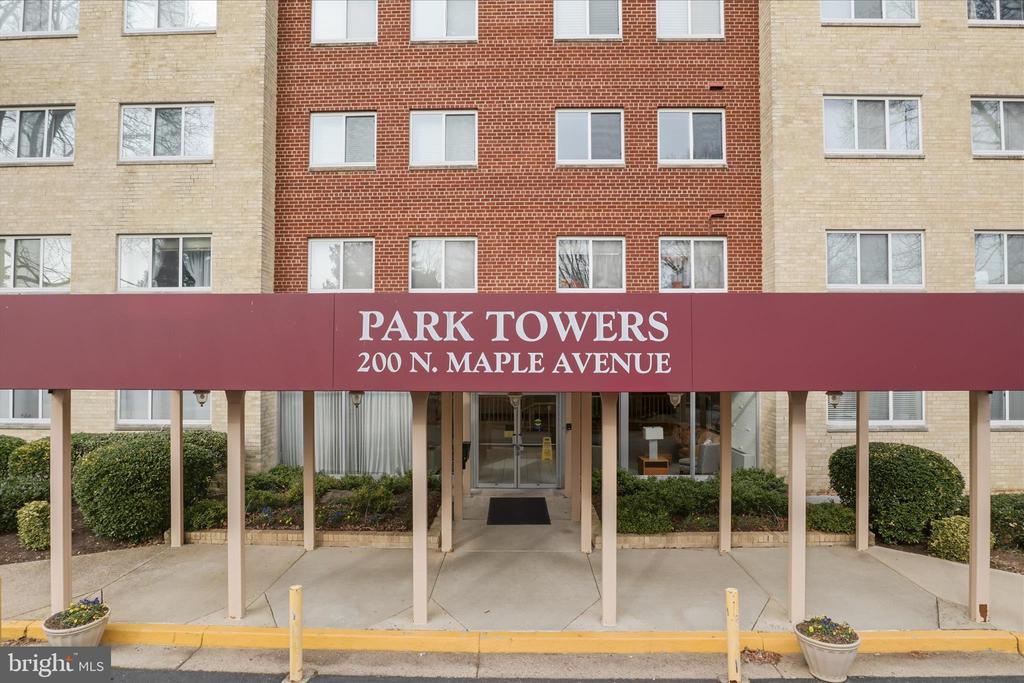 200 N MAPLE AVENUE Unit: 212