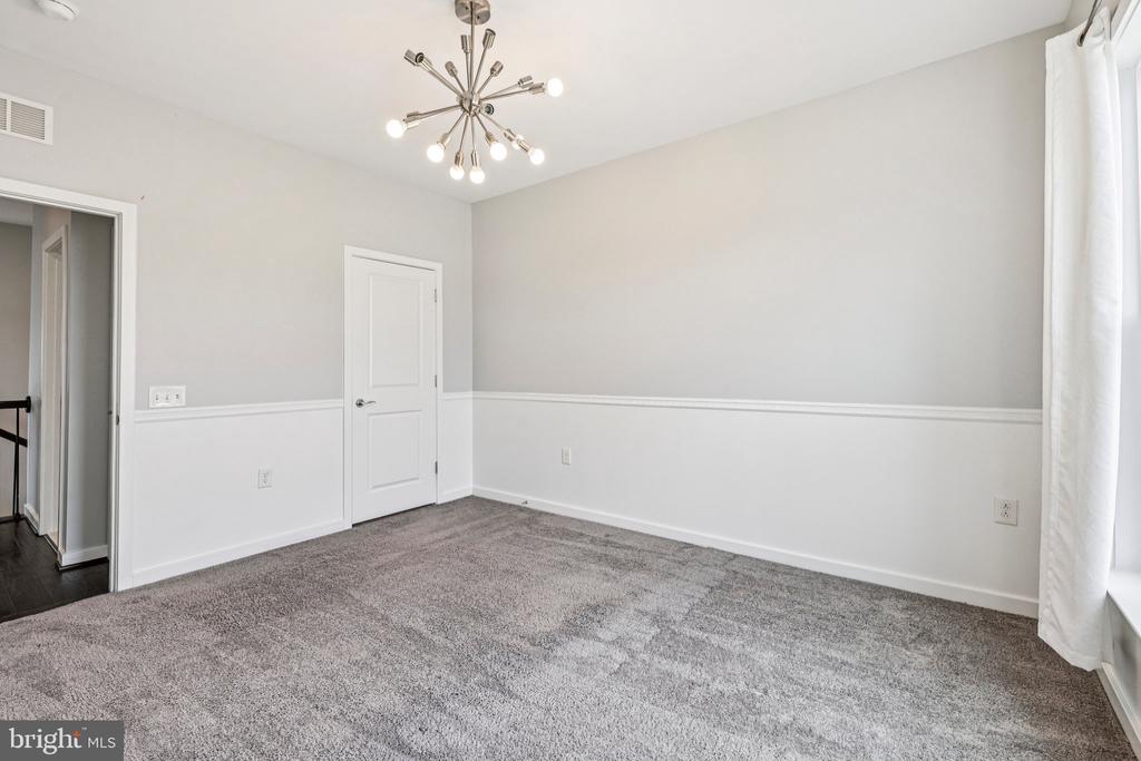 3972 NORTON PLACE